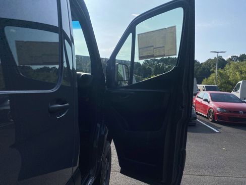 New 2024 Mercedes-Benz Sprinter 2500 image 35