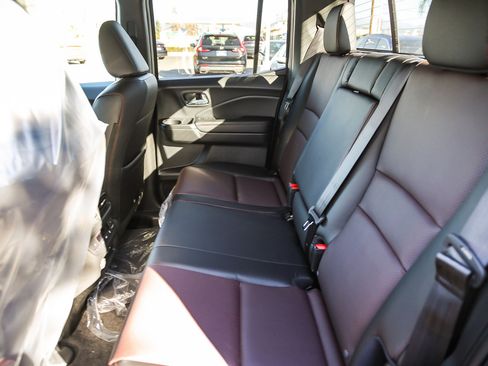 New 2025 Honda Ridgeline Black Edition image 21