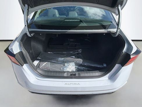New 2025 Nissan Altima 2.5 SR w/ SR Premium Package image 27