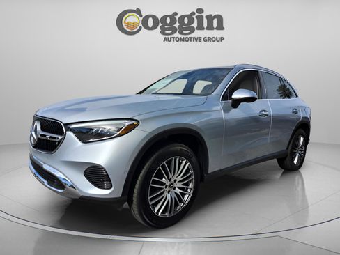 New 2026 Mercedes-Benz GLC 300 image 1