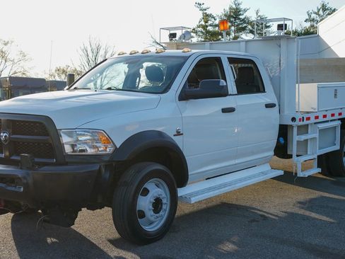 Used 2014 RAM 5500 Tradesman image 2