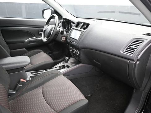 Used 2019 Mitsubishi Outlander Sport AWD image 16
