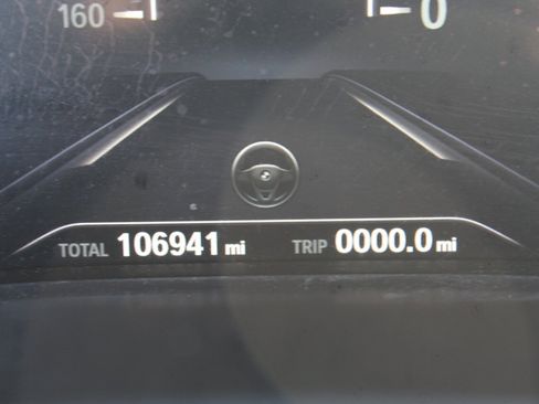 Used 2019 BMW 740i w/ Executive Package image 5