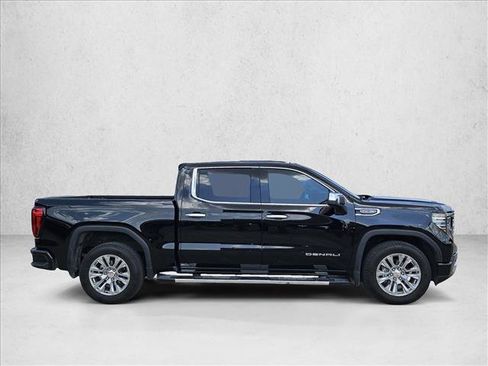 Used 2025 GMC Sierra 1500 Denali w/ Technology Package RWD image 4