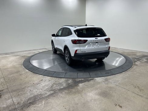 New 2026 Ford Escape ST-Line w/ Tech Pack #1 AWD/4WD image 8