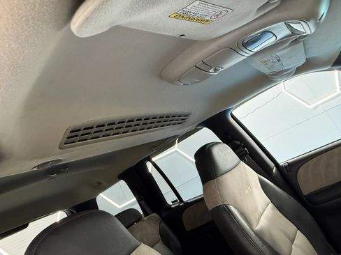 Used 2000 Dodge Durango 4WD image 38