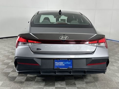 Certified 2024 Hyundai Elantra SEL FWD image 7
