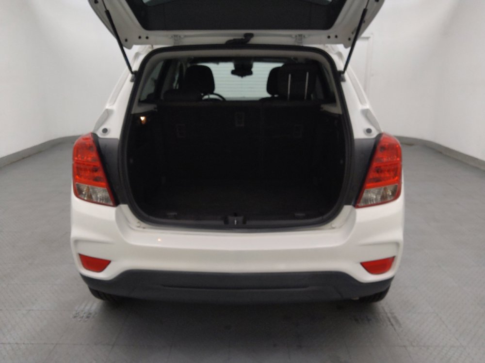 Used 2021 Chevrolet Trax LS w/ Tint and Cruise Package FWD image 29