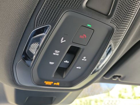 Used 2025 Audi Q5 Premium Plus w/ Premium Plus image 21