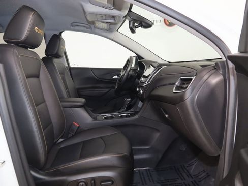 Used 2021 Chevrolet Equinox Premier image 12