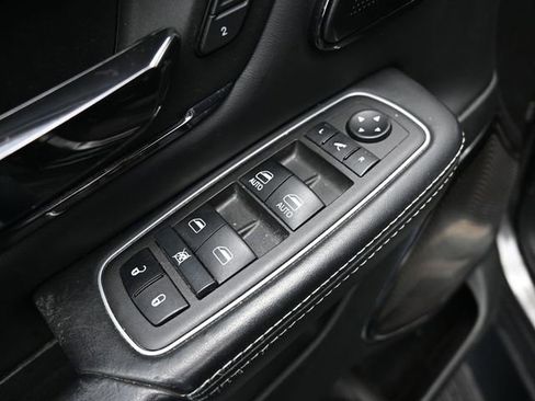 Used 2022 RAM 1500 Limited image 18