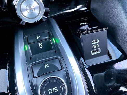 Used 2024 Acura MDX A-Spec image 15