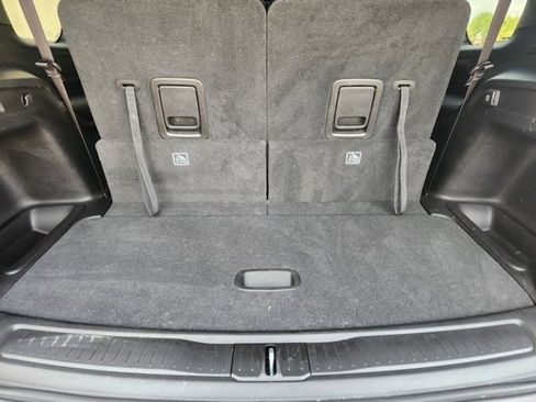 Used 2025 Jeep Grand Cherokee L Laredo image 31