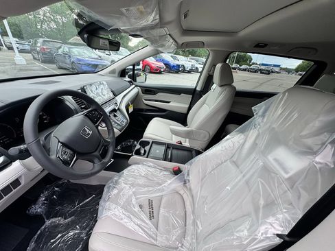 New 2026 Honda Odyssey EX-L image 10