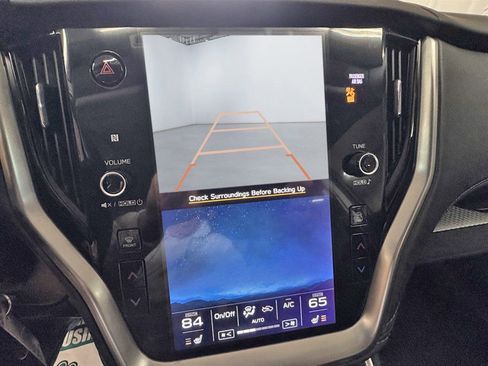 Used 2021 Subaru Outback Premium image 18
