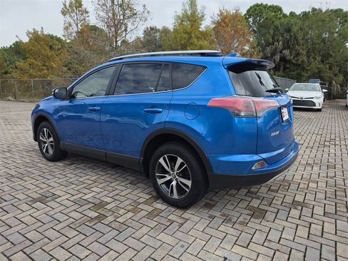 Certified 2017 Toyota RAV4 XLE image 9