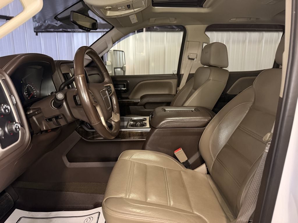 Used 2016 GMC Sierra 2500 Denali w/ Driver Alert Package AWD/4WD image 28