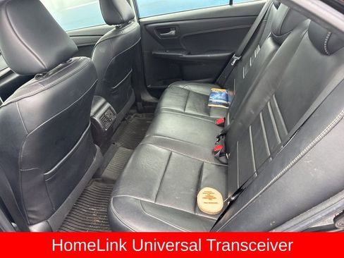 Used 2017 Toyota Camry XLE image 10