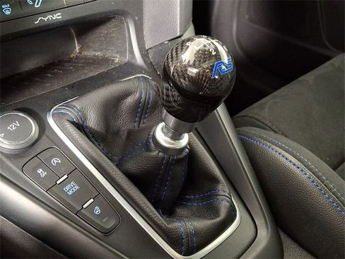 Used 2017 Ford Focus RS image 17