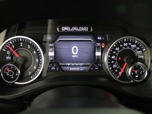 Used 2022 RAM 1500 Laramie image 28