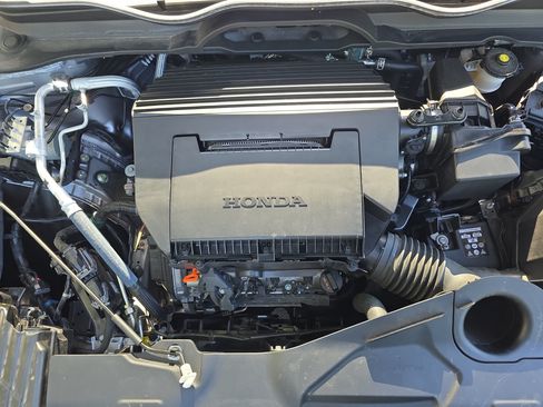 Used 2025 Honda Pilot EX-L image 32