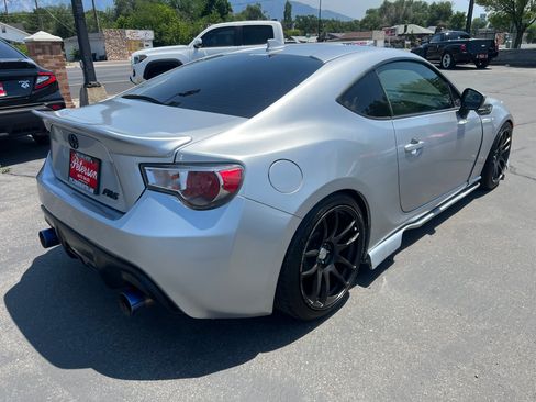 Used 2015 Scion FR-S RWD image 8