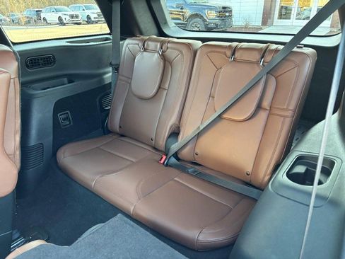 Certified 2023 Lincoln Aviator Reserve w/ Equipment Group 201A image 10