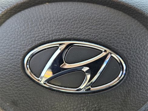 Used 2023 Hyundai Sonata SEL image 29