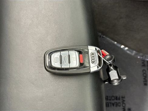 Used 2016 Audi RS 7 Prestige w/ Driver Assistance Package image 42