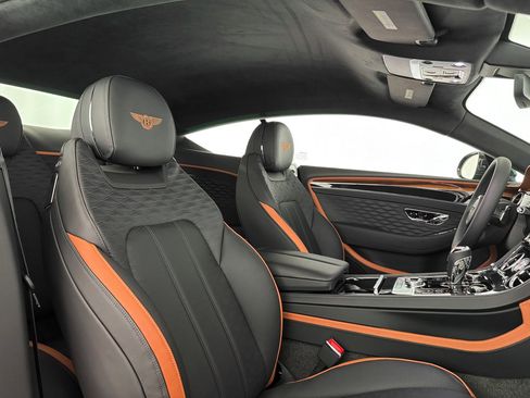 Used 2025 Bentley Continental GT Speed image 27