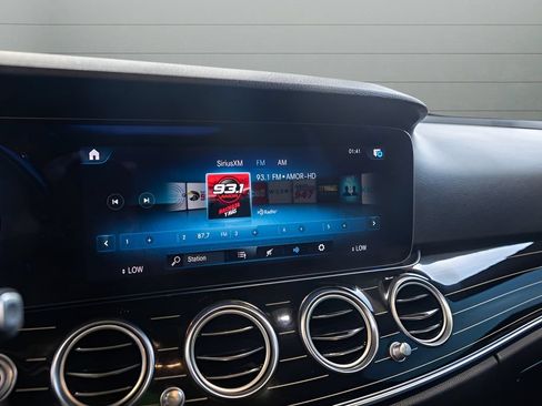 Used 2023 Mercedes-Benz E 450 4MATIC Sedan image 19