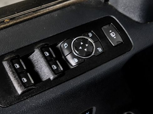 Used 2022 Ford F350 Lariat w/ Lariat Value Package AWD/4WD image 34