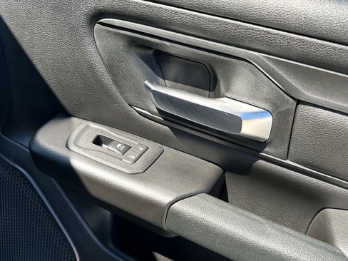 New 2026 RAM 1500 Express AWD/4WD image 17