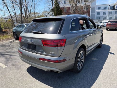 Used 2017 Audi Q7 3.0T Premium Plus w/ Premium Plus Package AWD/4WD image 5
