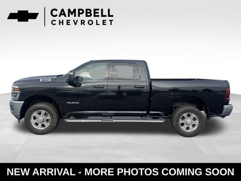 Used 2026 RAM 2500 Big Horn AWD/4WD image 2