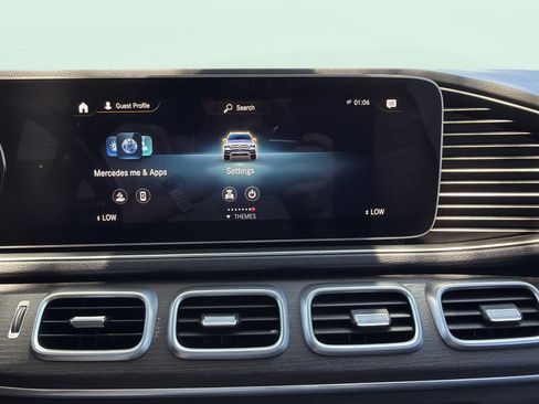 Used 2023 Mercedes-Benz GLE 450 4MATIC w/ Premium Package image 72