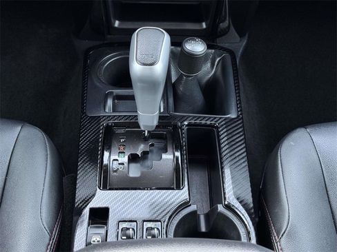 Used 2024 Toyota 4Runner TRD Off-Road Premium image 6