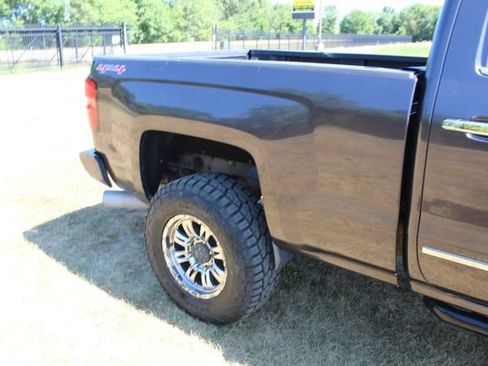 Used 2015 Chevrolet Silverado 2500 LTZ w/ Duramax Plus Package AWD/4WD image 8