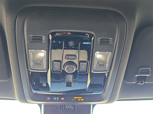 New 2026 GMC Yukon Elevation image 31