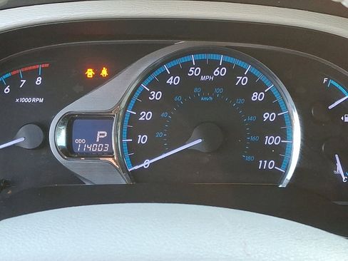 Used 2014 Toyota Sienna XLE w/ Entertainment Package image 25