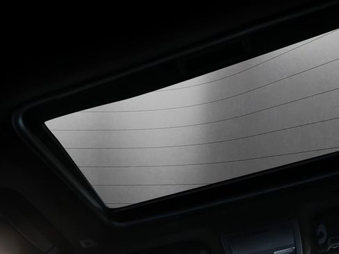 Used 2021 Dodge Challenger SRT Hellcat Redeye image 34