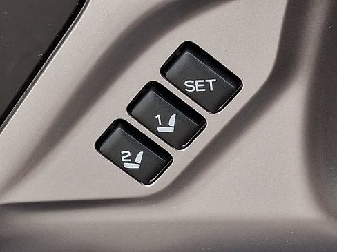 Certified 2023 Subaru Outback Touring AWD/4WD image 28