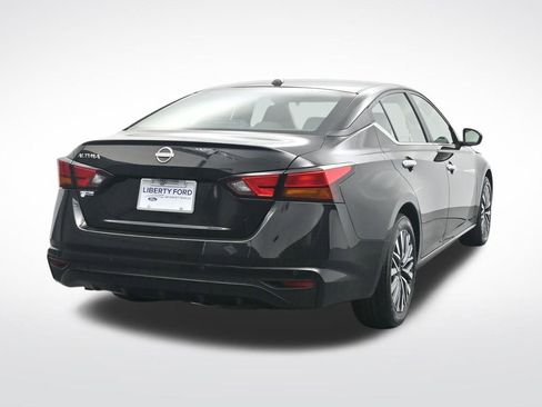 Used 2025 Nissan Altima 2.5 SV image 7