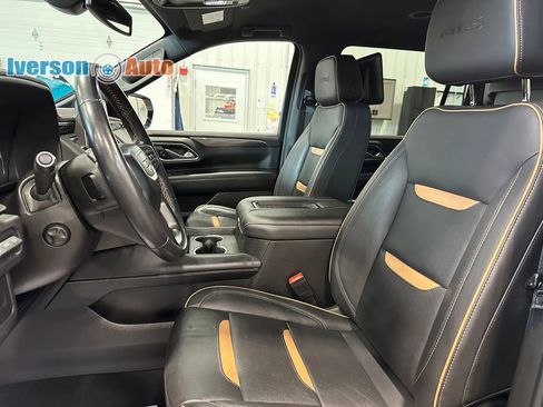 Used 2021 GMC Yukon XL AT4 w/ Rear Media and Nav Package image 15