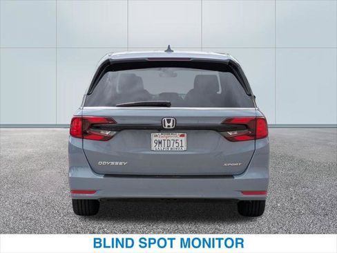 Certified 2024 Honda Odyssey Sport image 8