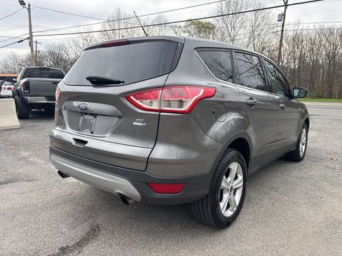 Used 2014 Ford Escape SE image 12
