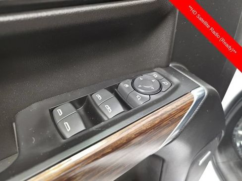 Used 2022 Chevrolet Silverado 1500 High Country w/ Z71 Off-Road Package AWD/4WD image 13