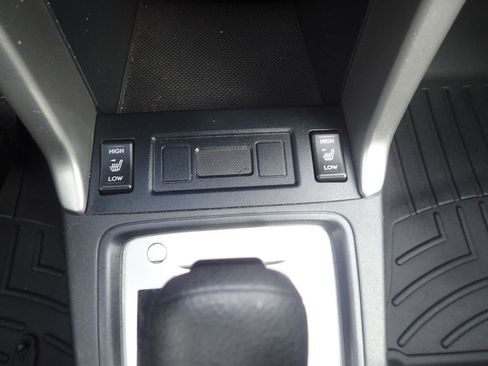 Used 2015 Subaru Forester 2.5i Premium AWD/4WD image 23