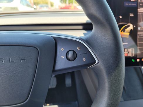 Used 2025 Tesla Model 3 Long Range RWD image 24