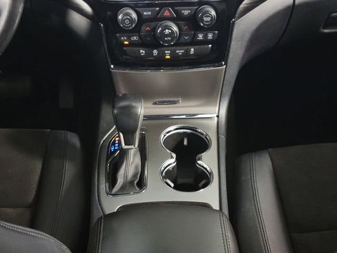 Used 2020 Jeep Grand Cherokee Altitude AWD/4WD image 24